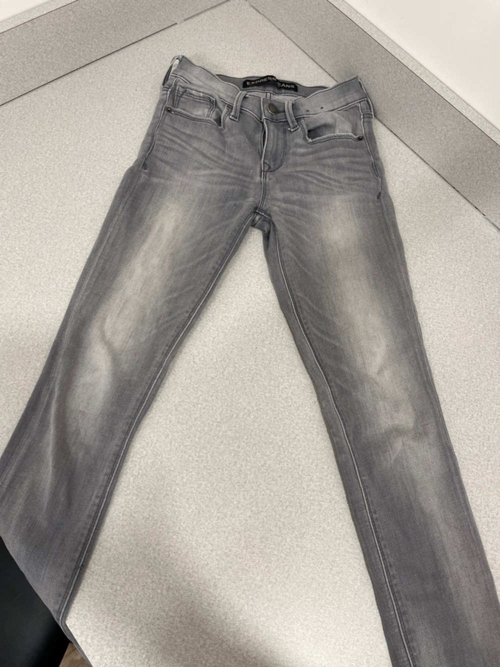 Express Women’s Skinny Jeans — Gray Wash